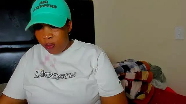 Sweetdelight86 on StripChat 