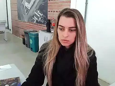 SweetGraciosa on StripChat 