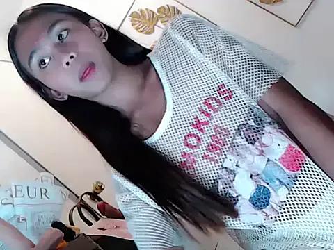 sweety_kyrah18 from StripChat