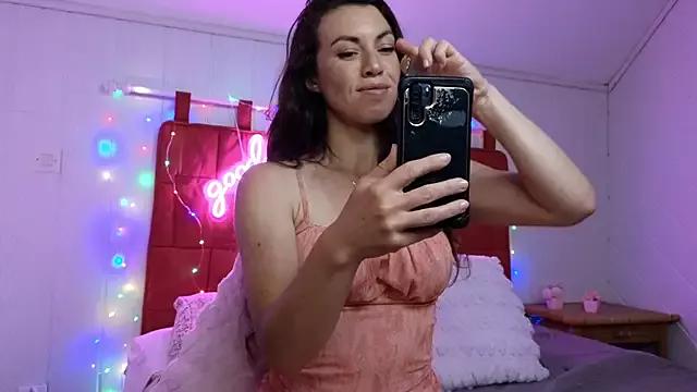 TiffanyDollxxx on StripChat 