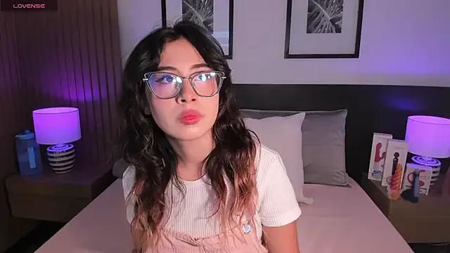 vi_anaya from StripChat