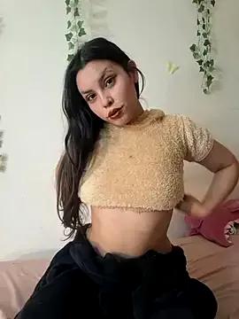 xlalitaxxx on StripChat 