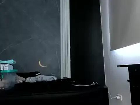 YummyDuooo on StripChat 