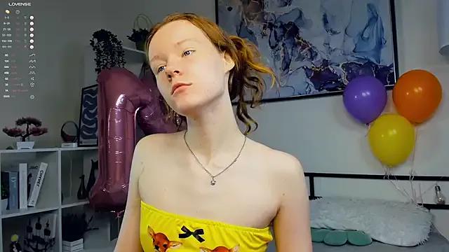 ZaraBluitt on StripChat 