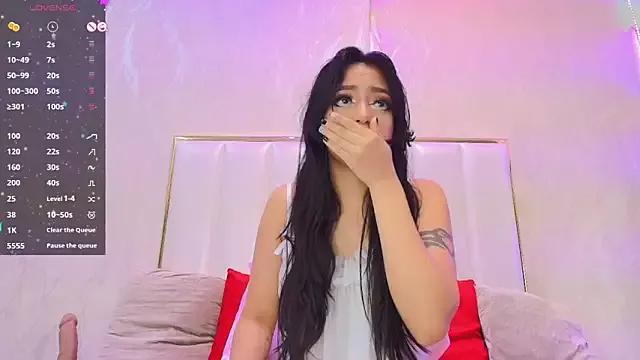 zarahfoster on StripChat 